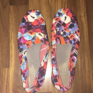 Flower pattern, Toms